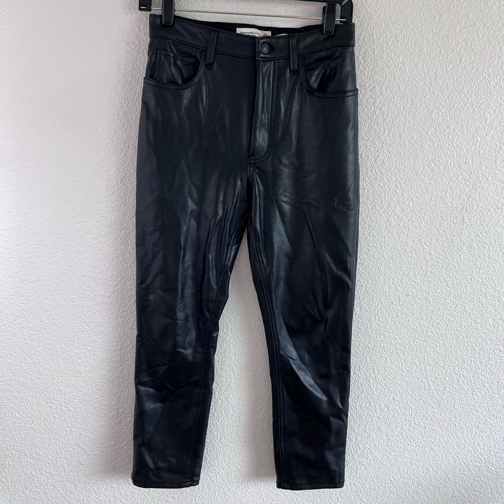 Abercrombie and Fitch The Skinny High Rise Vegan Leather Black Pants‎